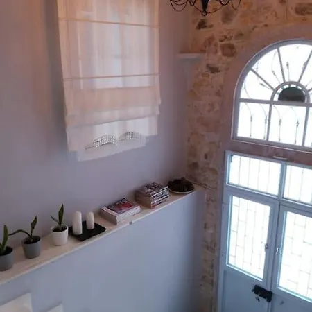 Merkezde Eski Tas Rumevi * Ayvalik