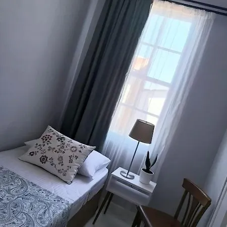 Merkezde Eski Tas Rumevi Ayvalik