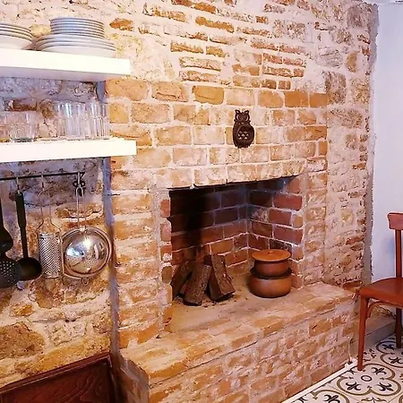 펜션 Merkezde Eski Tas Rumevi Ayvalı